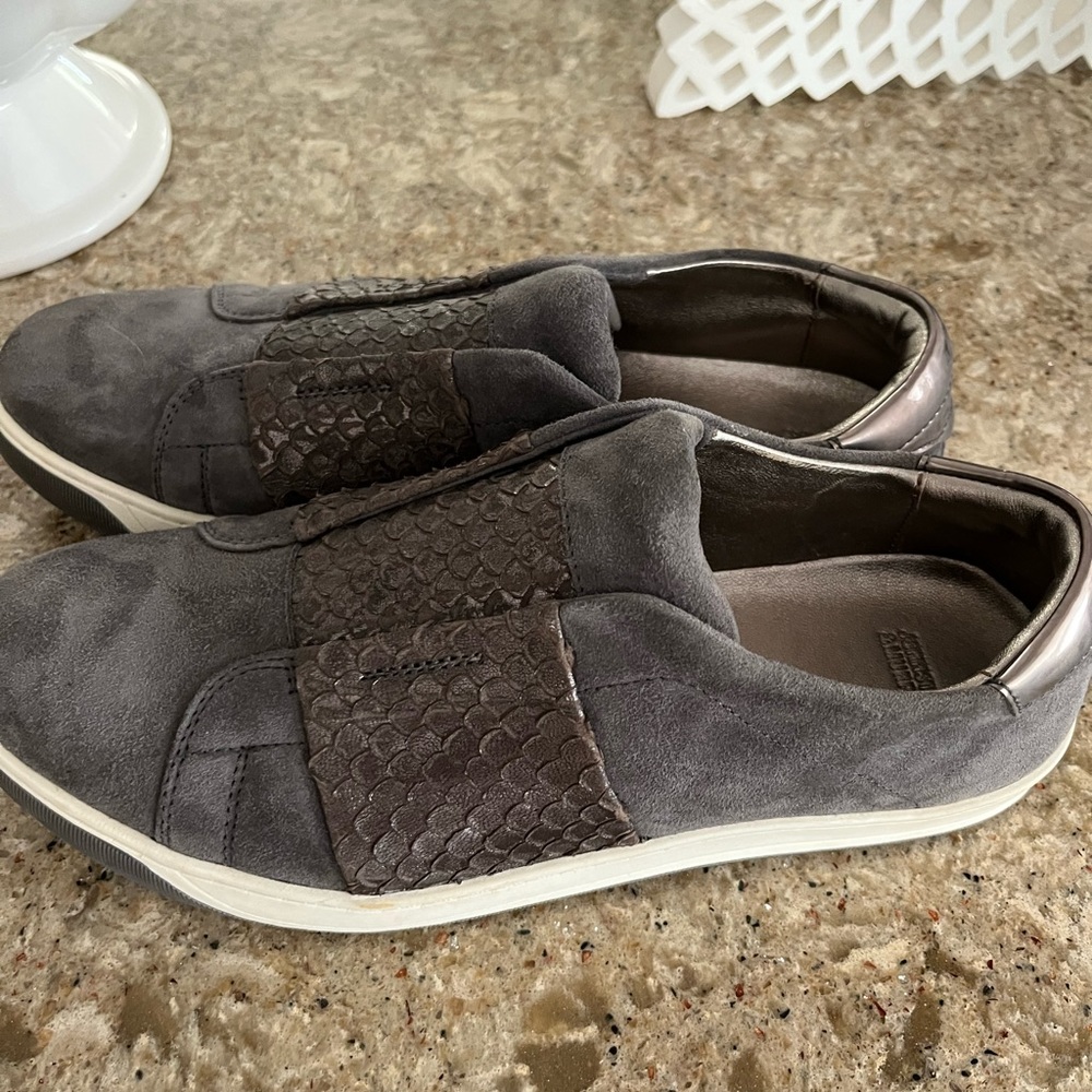 Johnston & Murphy gray slip on sneakers